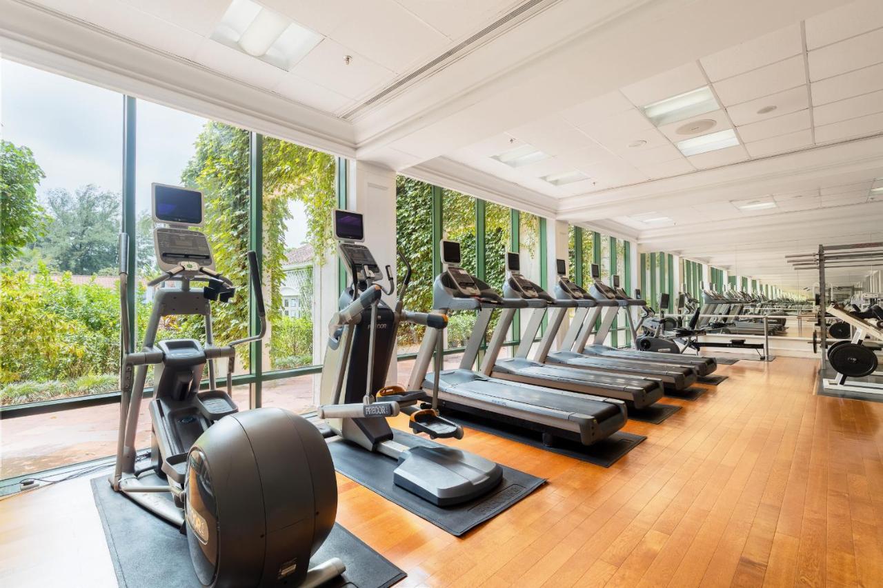 Grand Coloane Resort Makau Zewnętrze zdjęcie The gym at the hotel