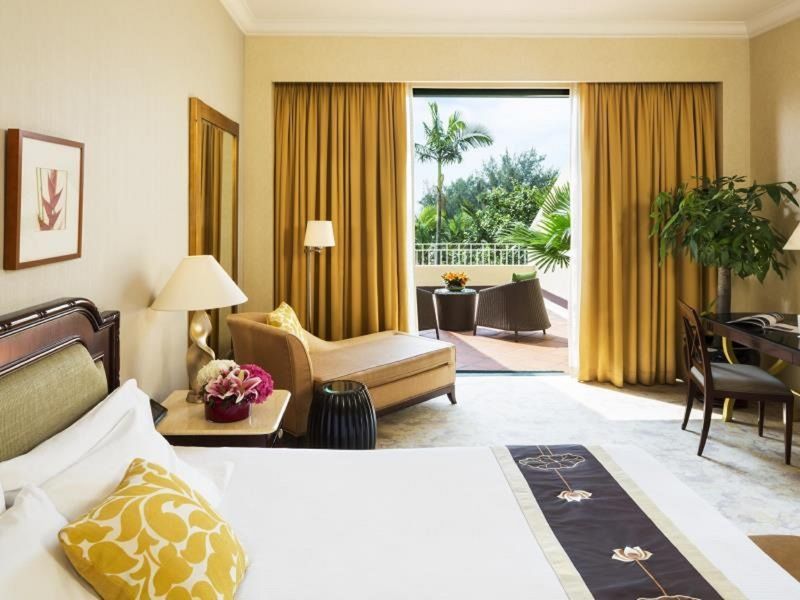 Grand Coloane Resort Makau Zewnętrze zdjęcie A room at the Royal Hawaiian Hotel