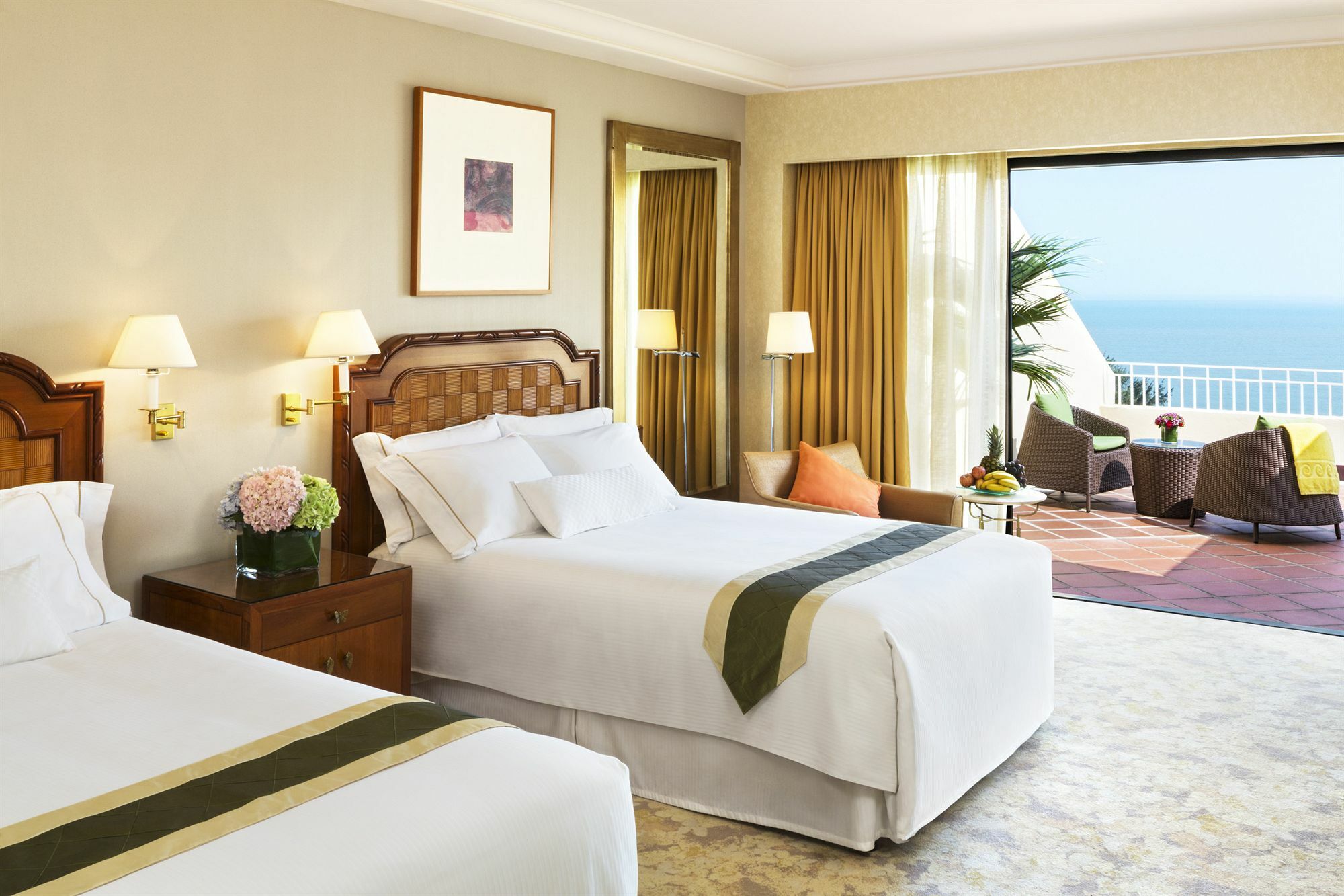 Grand Coloane Resort Makau Zewnętrze zdjęcie A guest room at the Four Seasons Hotel